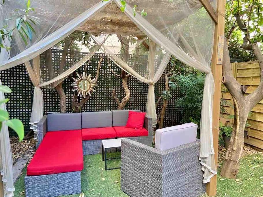 Homelivia, Luxueux Appartement Avec Jardin Prive Νίκαια Εξωτερικό φωτογραφία